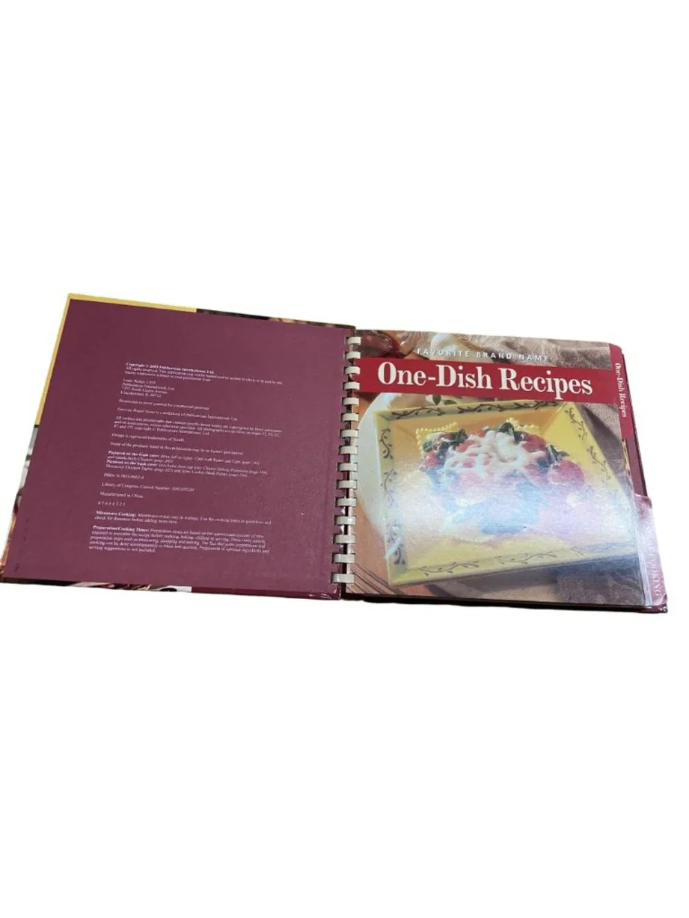 Favorite Brand Name Cookbook One-Dish Recipes & Slow Cooking 2003 Spiral